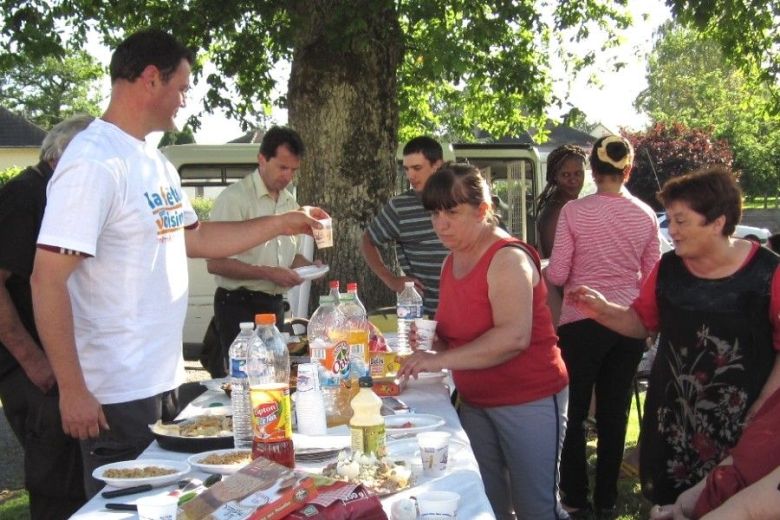 Lire la suite à propos de l’article La fête des voisins, édition 2012